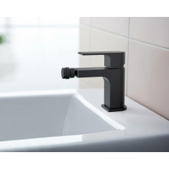 AQ1418MB ЛИРА смеситель для биде, матовый черный