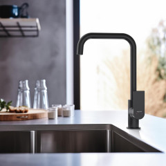 AQ1480MB ЛИРА смеситель для кухни, матовый черный