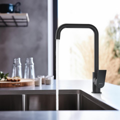 AQ1480MB ЛИРА смеситель для кухни, матовый черный