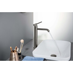 AQ1304BGM ЕВРОПА смеситель для раковины высокий 215, без донного клапана, оружейная сталь (шлиф. черный хром)