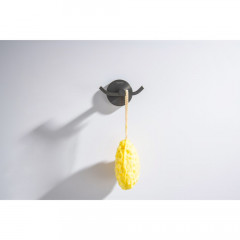 AQ4602BGM БЕТТА крючок двойной, оружейная сталь (шлиф. черный хром)