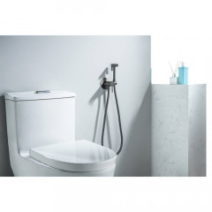 AQ1021BGM ЕВРОПА комплект для гигиенического душа встроенный (смеситель + гигиеническая лейка + шланг), оружейная сталь (шлиф. черный хром)