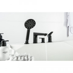AQ1148MB БЕТТА смеситель на борт ванны на 4 отв., матовый черный