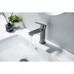 AQ1710BGM ЛУГАНО смеситель для раковины 106 без донного клапана, оружейная сталь (шлиф. черный хром)