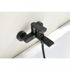 AQ1440MB ЛИРА смеситель для ванны, матовый черный