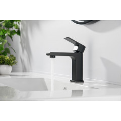 AQ1410MB ЛИРА смеситель для раковины 103, без донного клапана, матовый черный