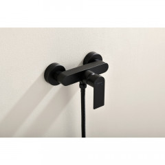 AQ1460MB ЛИРА смеситель для душа, матовый черный