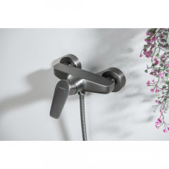 AQ1160BGM БЕТТА смеситель для душа, оружейная сталь (шлиф. черный хром)