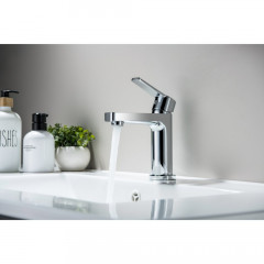 AQ1710CR ЛУГАНО смеситель для раковины 106 без донного клапана