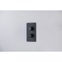 AQ1393MB ЕВРОПА термостатический смеситель для ванны 3 режима (внешняя и скрытая часть), матовый черный