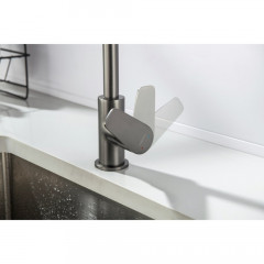 AQ1182BGM БЕТТА смеситель для кухни, оружейная сталь (шлиф. черный хром)