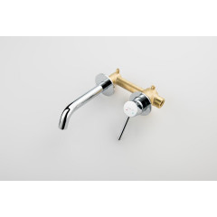 AQ1313CR ЕВРОПА смеситель для раковины настенный 2 отв. (внешняя и скрытая часть)