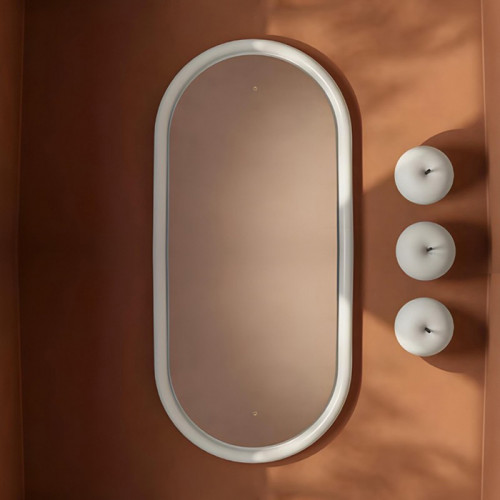 Artceram ЗЕРКАЛА Зеркало Milano 55х100 см в керамической раме с LED-подсветкой и сенсорным выключателем, цвет белый