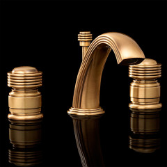 Devon&Devon Excelsior Royal Смеситель для установки на борт ванны с 5 отверстиями, переключателем и душем. Цвет: античная латунь.