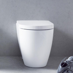 Duravit ME by Starck Унитаз напольный пристенный вариант, включая крепление, сток горизонтальный, 4,5 л., 370x600мм, Цвет: Белый с WonderGliss