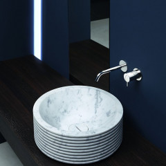 Antonio Lupi Introverso Раковина накладная 45хh45см, без отв под смес, без перелива, с д/клапаном (хром), мат-л: нат.камень, цвет: Marmo Carrara