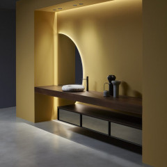 ANTONIO LUPI BESPOKE Тумба 720х540х375 мм, подвесная, 1 ящик, бок справа Rovere thermo, рама черный мат, стекло зерк дымчатое, структура Rovere thermo