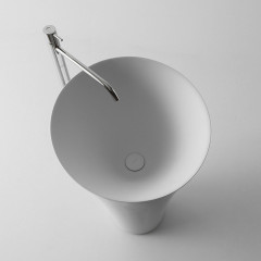 Antonio Lupi Tuba Напольная раковина 50.4х50.4см, без отв, без перелива, с д/клапаном (хром), сифоном, слив в пол, мат-л: Flumood,  цвет: белый