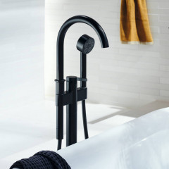 Axor One Смеситель для ванны, напольный, с душевым гарнитуром, внешняя часть, цвет: черный матовый