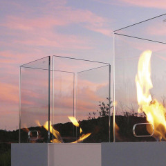 ANTONIO LUPI BABELE Камин 400х400х1310мм, на биоэт, корпус из стали, дверца и полка, противоп стеклами и горелкой из нерж стали LAFLACA, отдел Ruggine