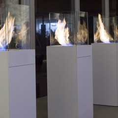 ANTONIO LUPI BABELE Камин 400х400х1310мм, на биоэт, корпус из стали, дверца и полка, противоп стеклами и горелкой из нерж стали LAFLACA, отдел Ruggine