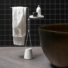 ANTONIO LUPI HALO Полотенцедержатель напольный 800х240х550 мм., база из мрамора Carrara satinato, структура Bianco opaco