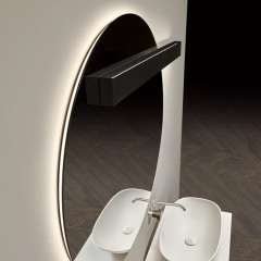 ANTONIO LUPI CIRCUS Зеркало Ø1080 мм., с белой светодиодной подсветкой, с блестящей кромкой, с правосторонним светильником LUCENTE, на раме