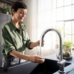 Hansgrohe Aqittura Смеситель для кухни, 1 отв., с вытяжным изливом 1jet и функцией фильтрации, цвет: хром