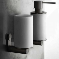 GESSI 316 Дозатор для жидкого мыла настенный, цвет: белый/Black XL