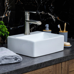 Раковина MELANA MLN-7440A